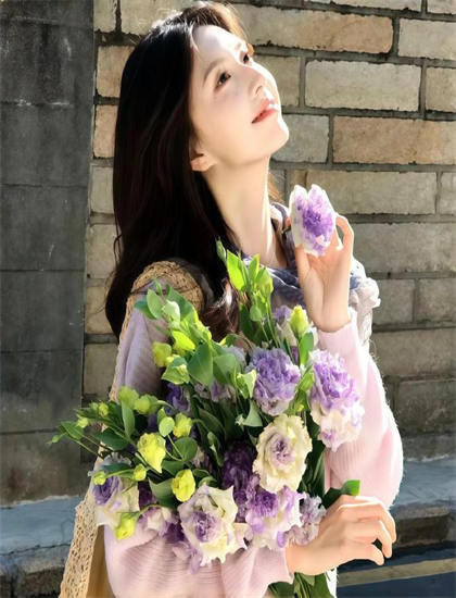 恐怖片《离婚后，我被美女包围求婚》观影秘籍：如何理解象征意义与隐喻手法 获得专业视角